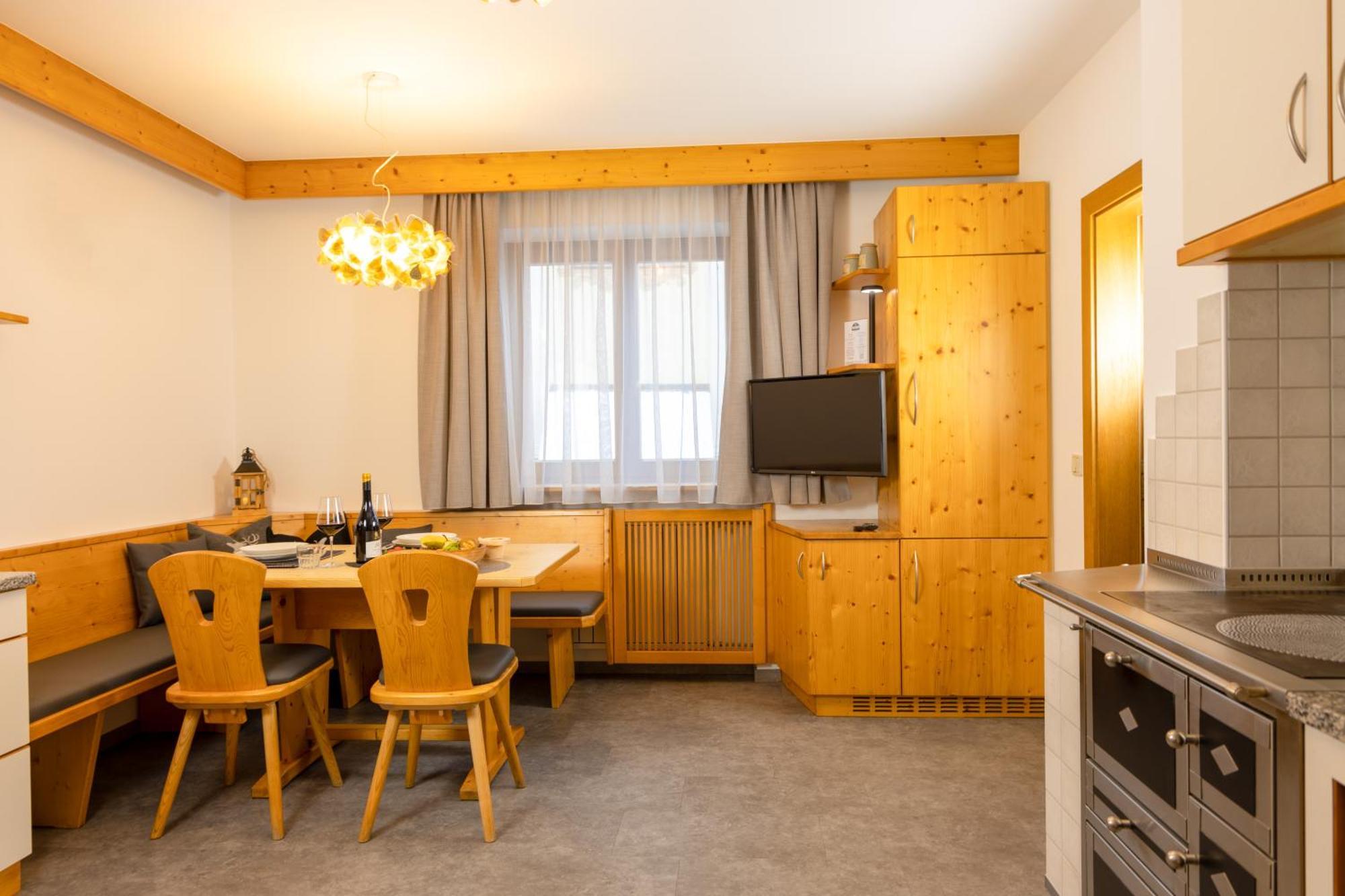 Goldene Rose Hotel 3*